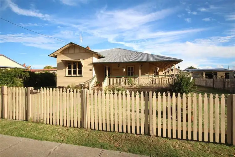 175 High Street, Tenterfield NSW 2372