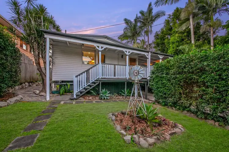 8 Jane Street, Arana Hills QLD 4054