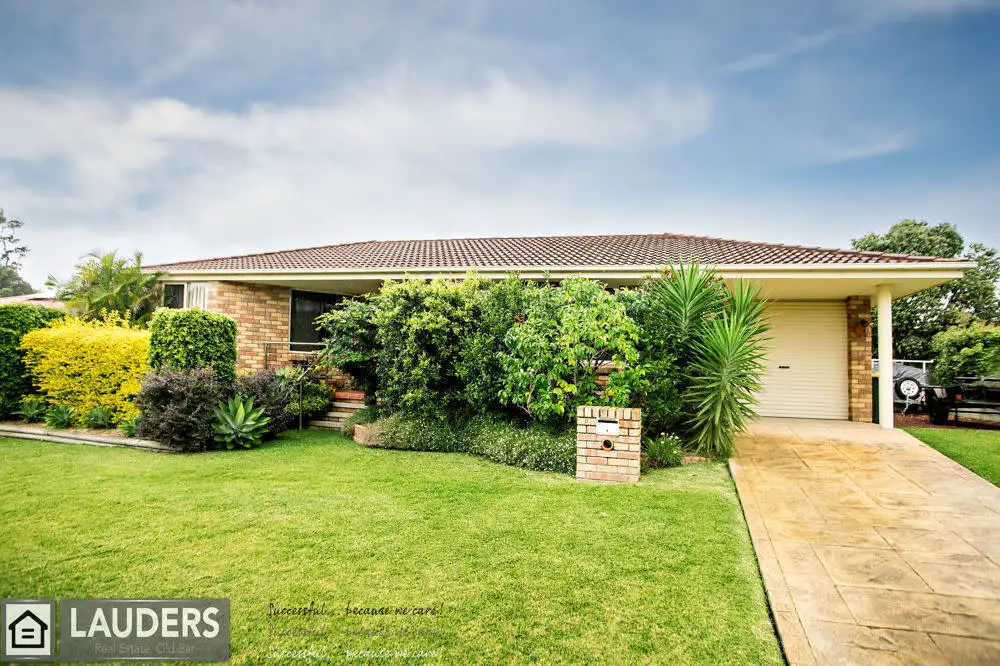 Main view of Homely villa listing, 8 Banyula Drive, Old Bar NSW 2430