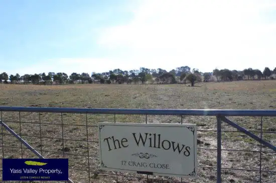 17 Craig Close, Yass NSW 2582