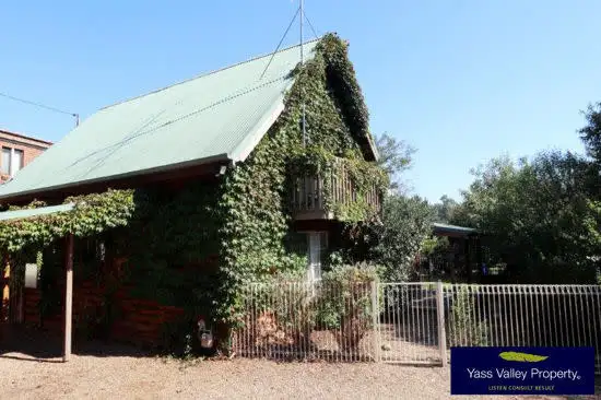Main view of Homely house listing, 17 Yeo Crescent, Yass NSW 2582