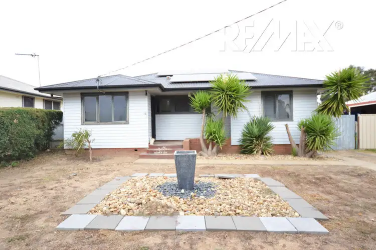 32 Mckell Avenue, Mount Austin NSW 2650