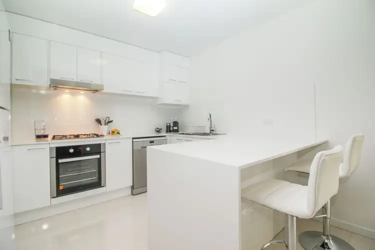 Sixth view of Homely unit listing, 1/17 Bride St, Wynnum QLD 4178