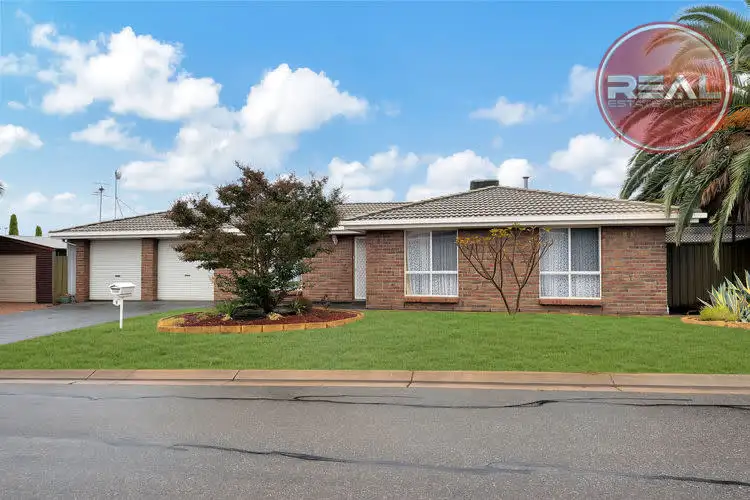 2 Chanel Court, Craigmore SA 5114
