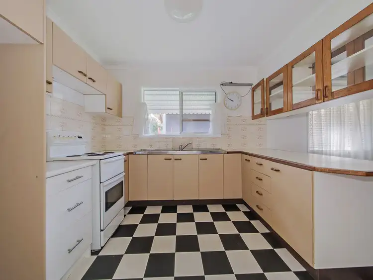 Fifth view of Homely house listing, 68 Cranleigh Street, Wynnum West QLD 4178