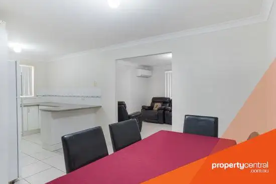 Fourth view of Homely semi-detached listing, 1/77 Jamison Road, Kingswood NSW 2747