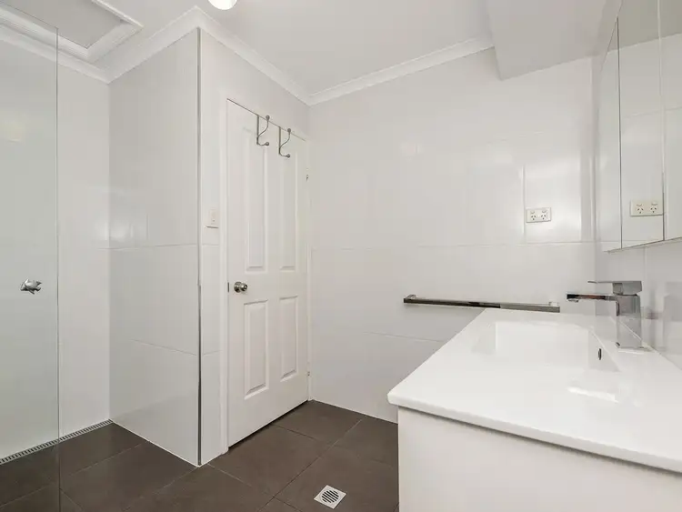 Sixth view of Homely house listing, 60 Beaufront Pl, Forest Lake QLD 4078
