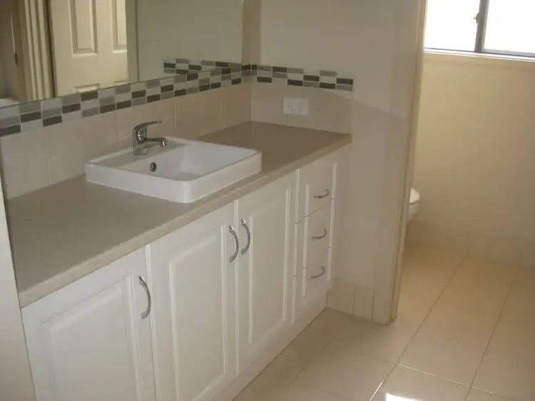 Sixth view of Homely house listing, 8 King Court, Murray Bridge SA 5253