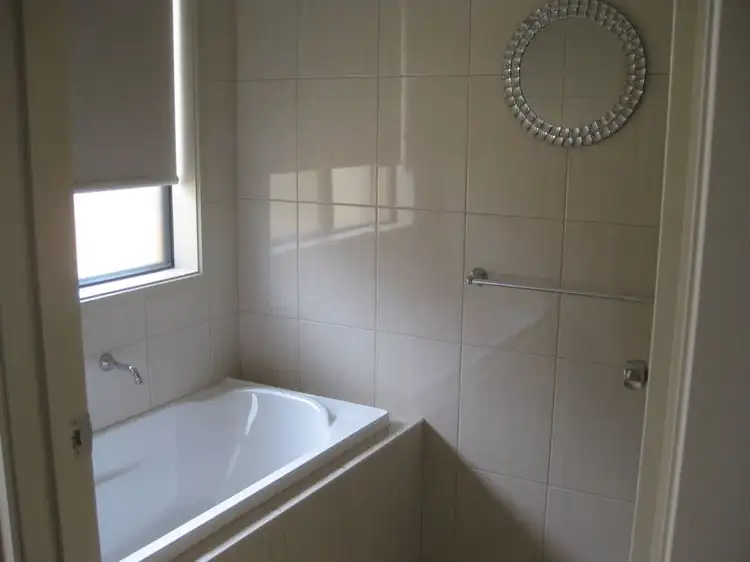 Seventh view of Homely house listing, 8 King Court, Murray Bridge SA 5253