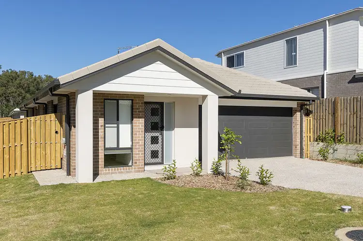 19 Bishampton Circuit