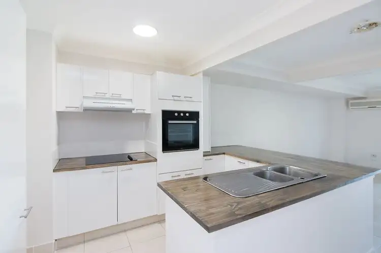 Fourth view of Homely townhouse listing, 172/2-10 Coolgardie Street, Elanora QLD 4221