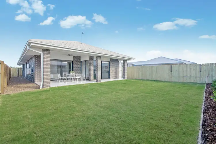 8 Topaz Drive, Caloundra West QLD 4551