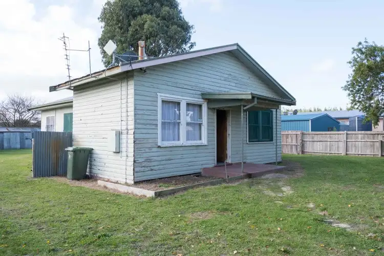 11 Peake Terrace, Nangwarry SA 5277