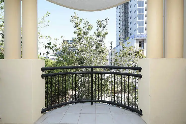 Fifth view of Homely unit listing, 4/10 Lissner Street, Toowong QLD 4066