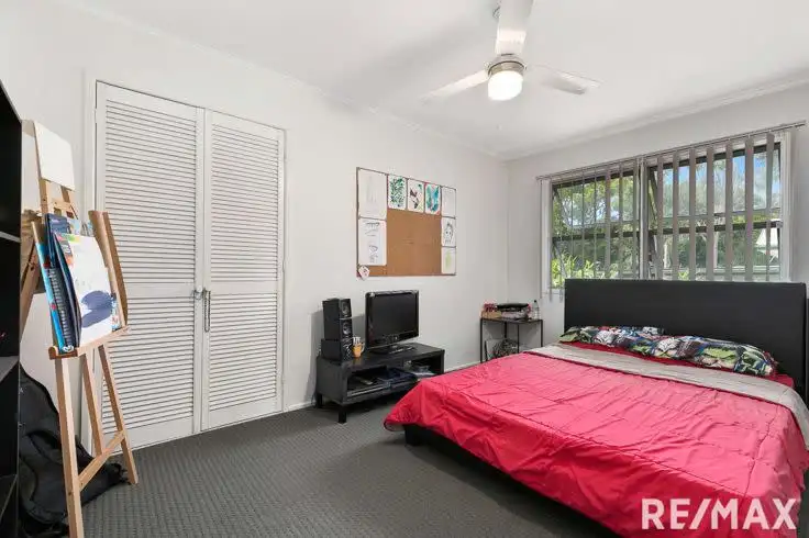Sixth view of Homely house listing, 342 Torquay Terrace, Torquay QLD 4655