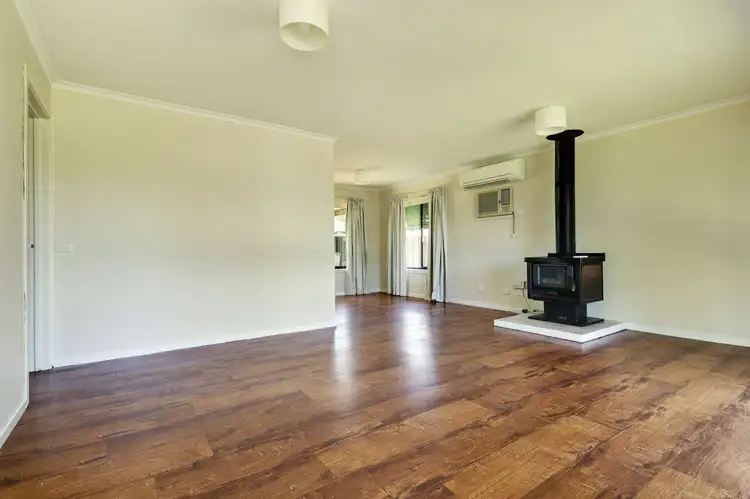 Third view of Homely house listing, 8 Johnston Crescent, Deniliquin NSW 2710