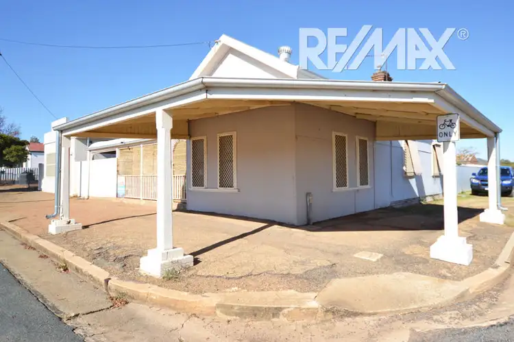 46 Regent Street, Junee NSW 2663