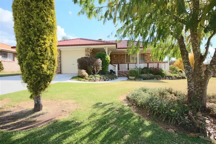 28 East Street, Tenterfield NSW 2372
