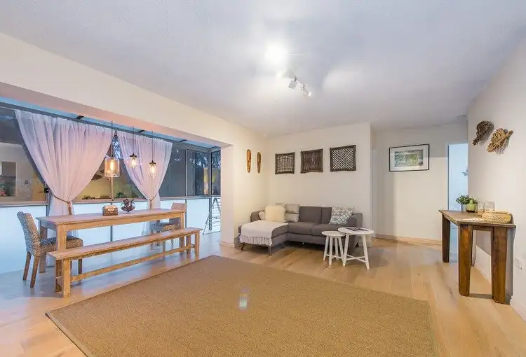 2/27 Second Avenue, Sandgate QLD 4017