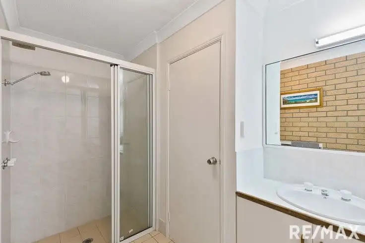 Fifth view of Homely house listing, 4/377 Esplanade, Scarness QLD 4655