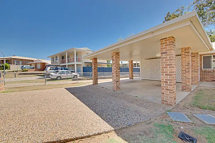 1/5 Hatte Street, Norman Gardens QLD 4701