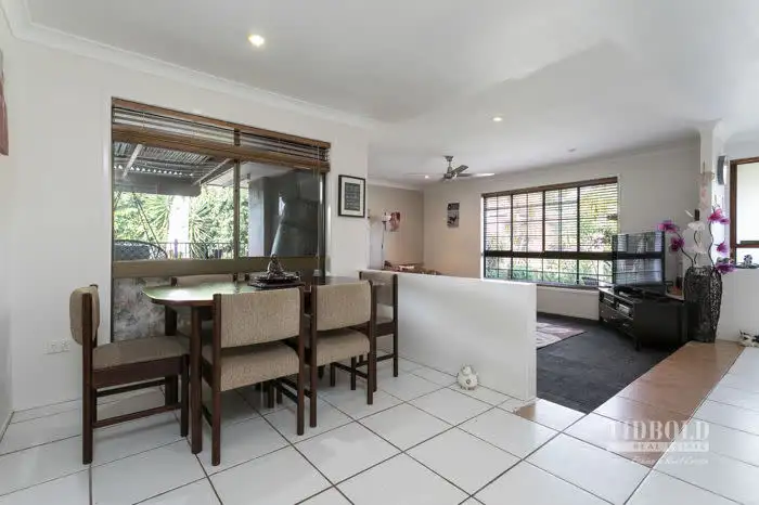 Sixth view of Homely house listing, 2 St Georges Court, Victoria Point QLD 4165