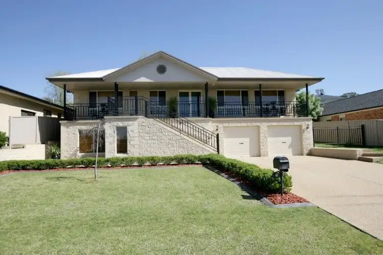 19 Monaro Court, Wagga Wagga NSW 2650