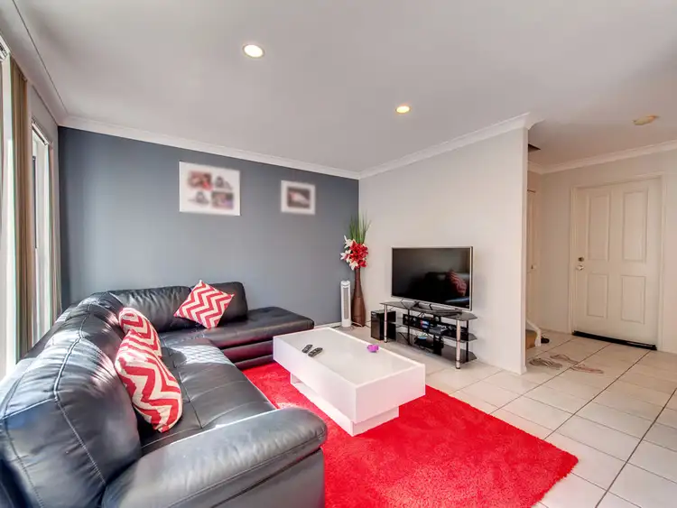 Second view of Homely townhouse listing, 21/1 Daintree Drive, Parkinson QLD 4115