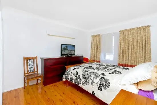 Fifth view of Homely house listing, 21 Rolfe Avenue, Kanwal NSW 2259
