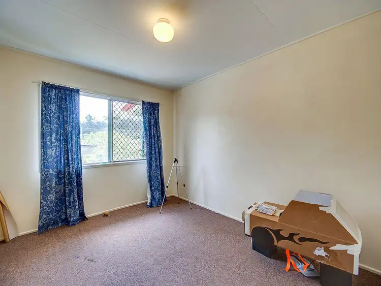 Sixth view of Homely house listing, 3 Burloo Crescent, Ferny Hills QLD 4055