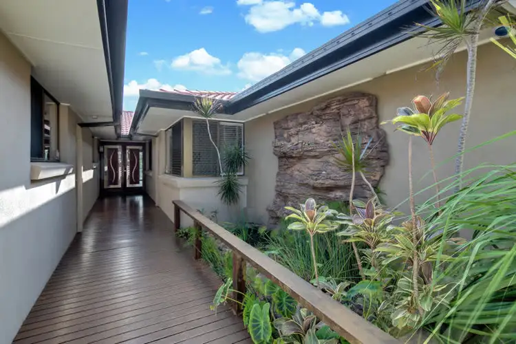 Second view of Homely house listing, 8 Bollard Court, Cleveland QLD 4163