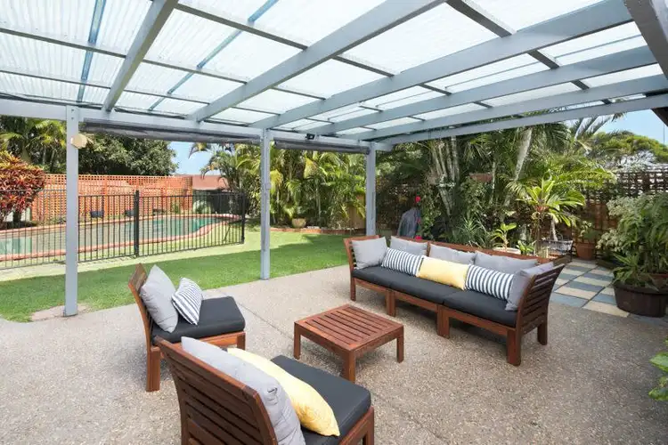 8 Merriott Court, Alexandra Hills QLD 4161