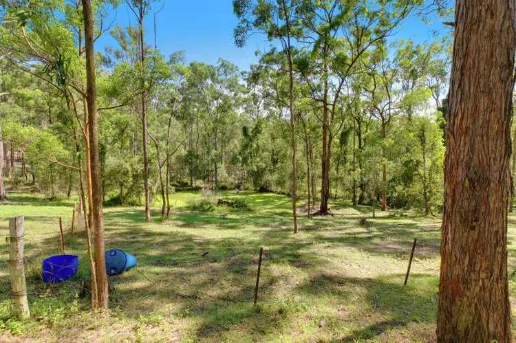 320-322 Avalon Road, Sheldon QLD 4157