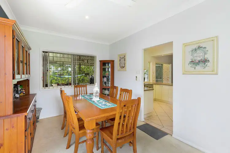 Fifth view of Homely house listing, 8 Silvara Circuit, Capalaba QLD 4157