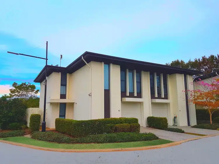 82/18 Archipelago Street, Pacific Pines QLD 4211