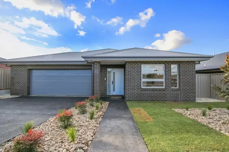 7 Zeil Circuit, Thurgoona NSW 2640