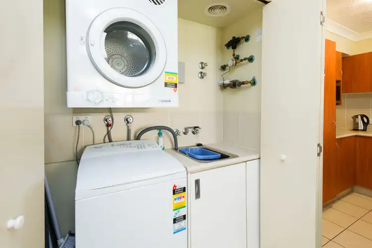 Sixth view of Homely unit listing, 16/7-11 Brown Street, Labrador QLD 4215
