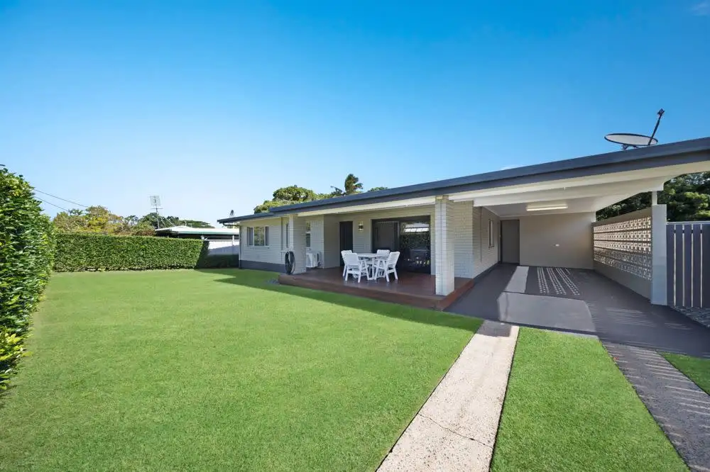 Main view of Homely house listing, 39 Hillview Crescent, Whitfield QLD 4870