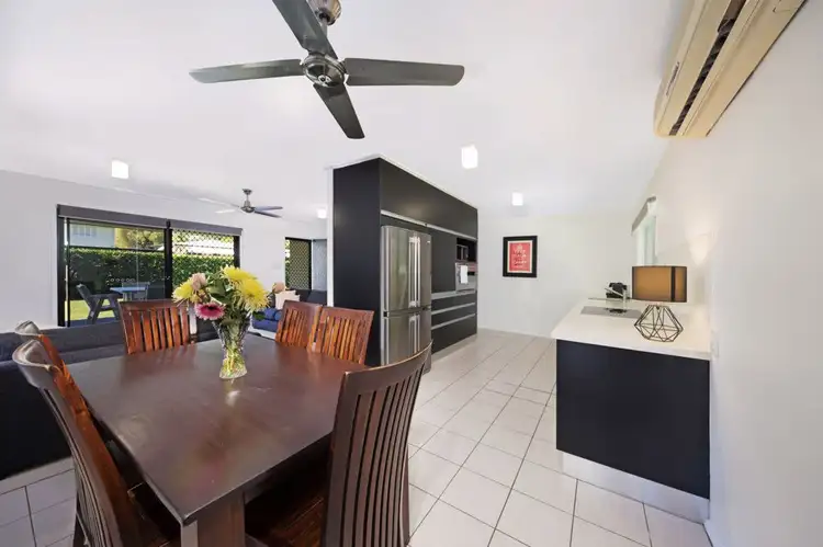 Second view of Homely house listing, 39 Hillview Crescent, Whitfield QLD 4870