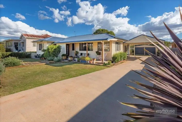 19 Kenilworth Street, North Toowoomba QLD 4350
