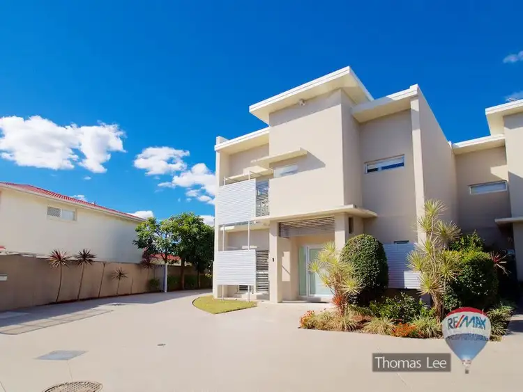 Main view of Homely semi-detached listing, 1/16 Adios Close, Sunnybank Hills QLD 4109