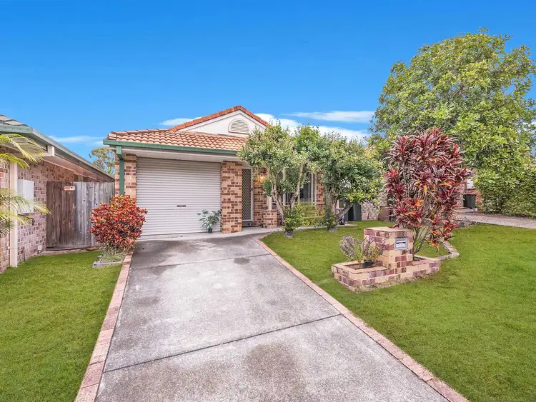 18 Prospect Cres, Forest Lake QLD 4078