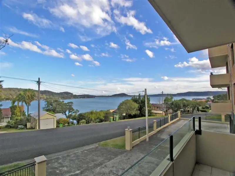 Main view of Homely unit listing, 4/1 Webb Street, East Gosford NSW 2250