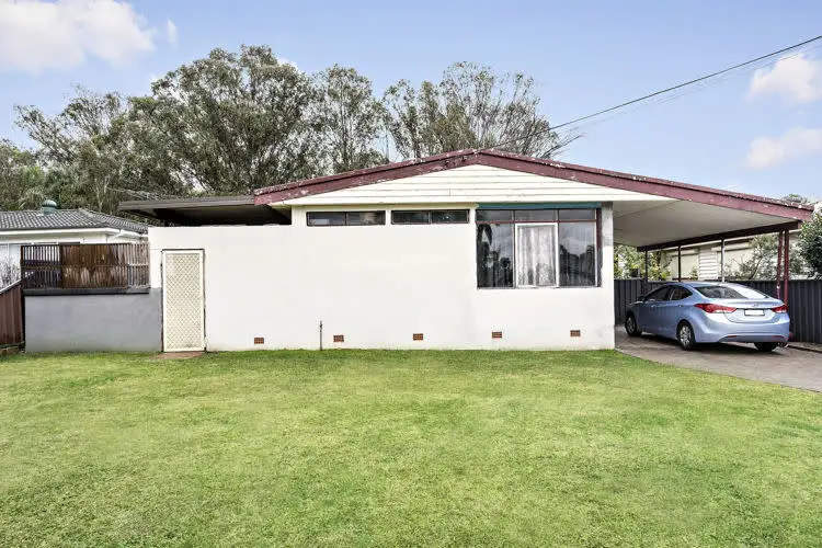 Main view of Homely house listing, 11 Campton Avenue, Cambridge Park NSW 2747