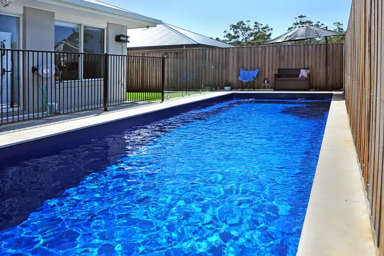 6 Red Gum Circuit, Sapphire Beach NSW 2450