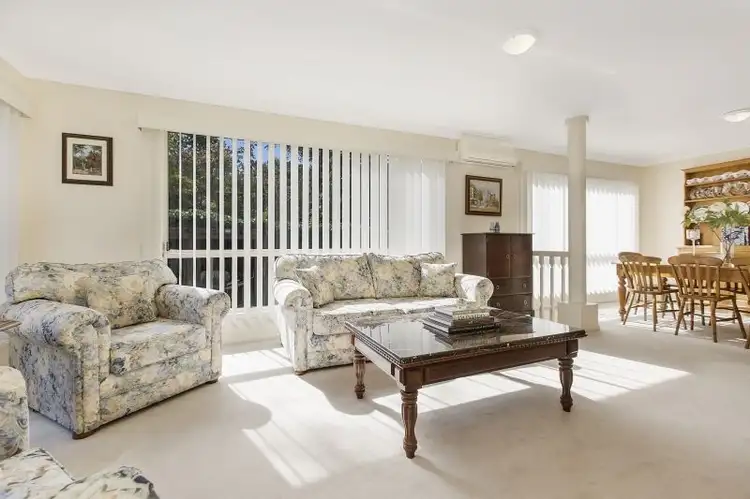 Sixth view of Homely house listing, 2 Glen Ct, Kenmore QLD 4069