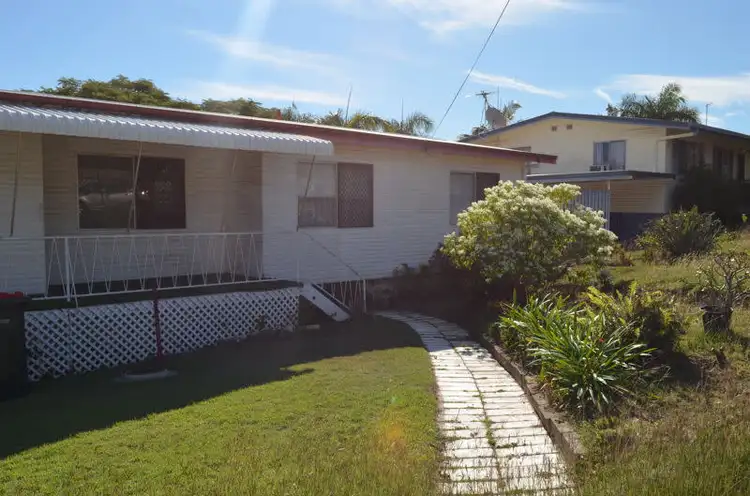 15 Grayson street, West Gladstone QLD 4680
