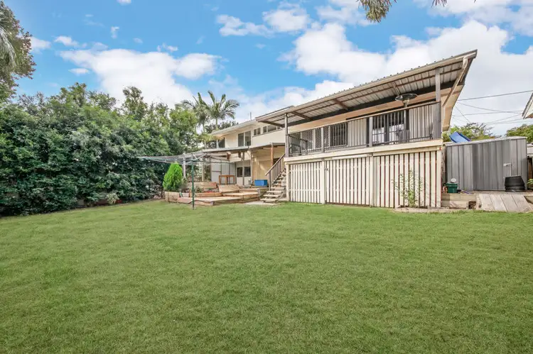 10 Glendavis Street, Brighton QLD 4017