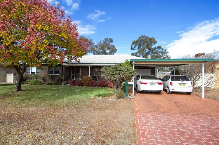 17 Waree Drive, Tamworth NSW 2340