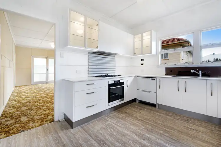 Second view of Homely house listing, 4 Salkeld Street, Tarragindi QLD 4121